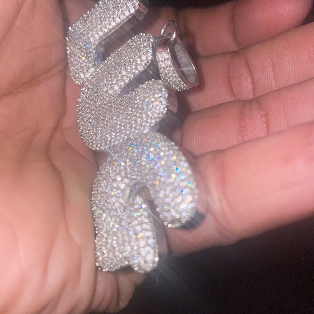 😞BROKEN VS DIAMOND CUSTOM “PLUG” ..but now “LUG” PENDENT😞
